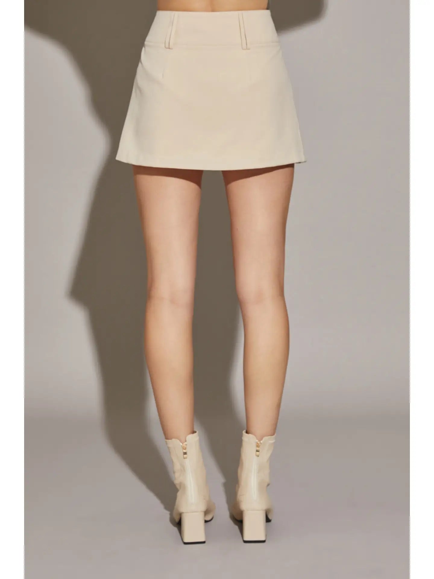 Molly Cream Two Pintuck Mini Skort