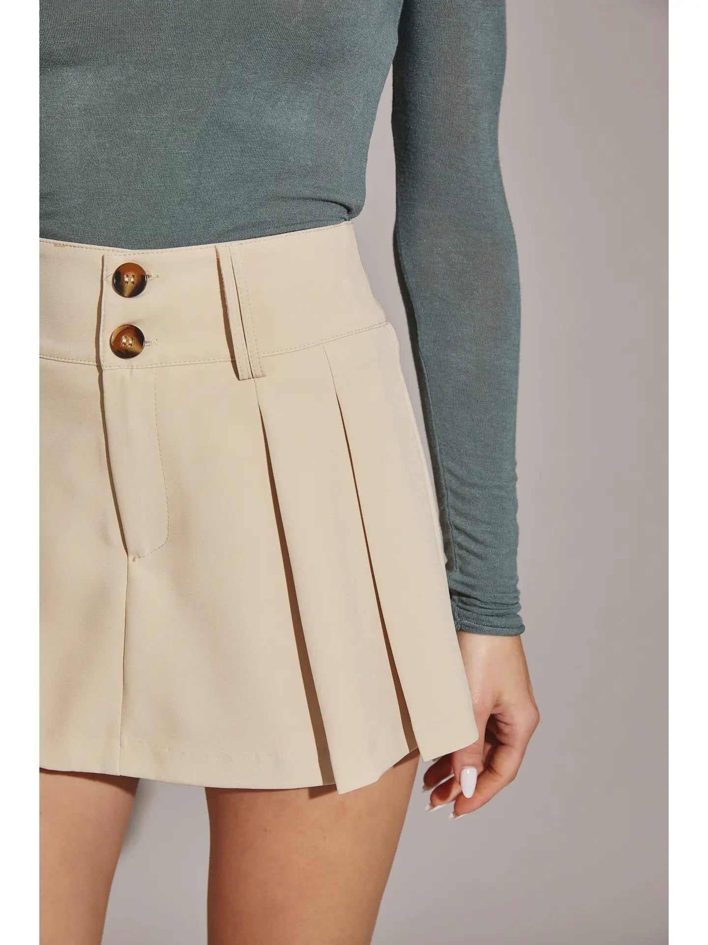 Molly Cream Two Pintuck Mini Skort