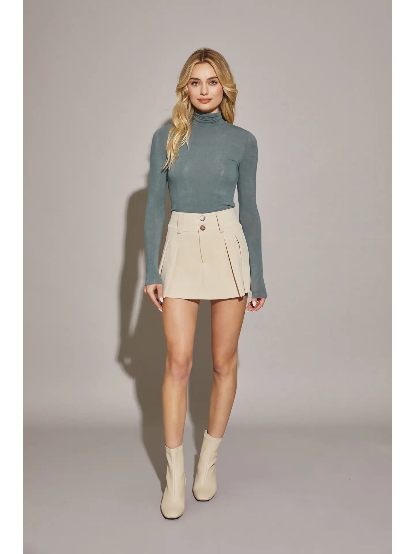 Molly Cream Two Pintuck Mini Skort