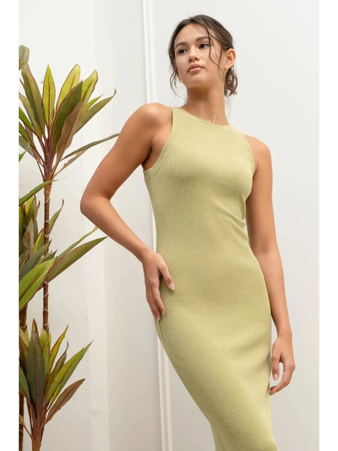 Bella Olive Round Neck Sleeveless Bodycon Midi Dress